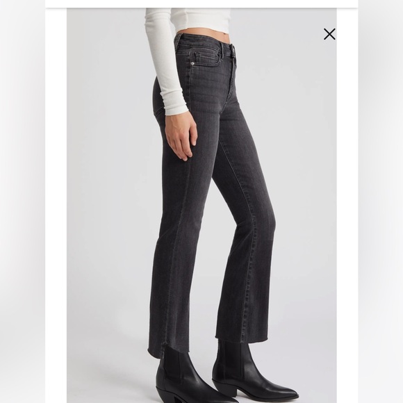 FRAME Le Crop Mini Boot Cascade Raw Hem
Jeans
FRAME - Picture 3 of 5